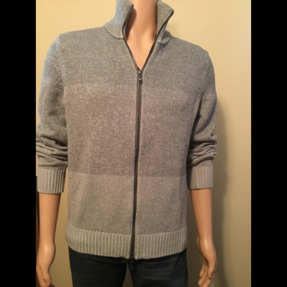 - Unique like-new Banana Rep zip front mock turtle or collared sweater